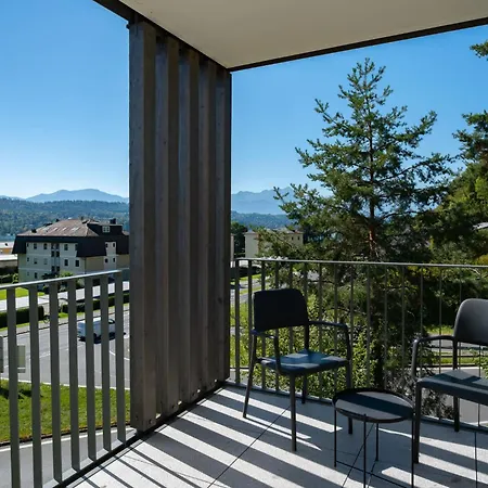 Fancy Getaway In Poertschach At Woerthersee * Sekull